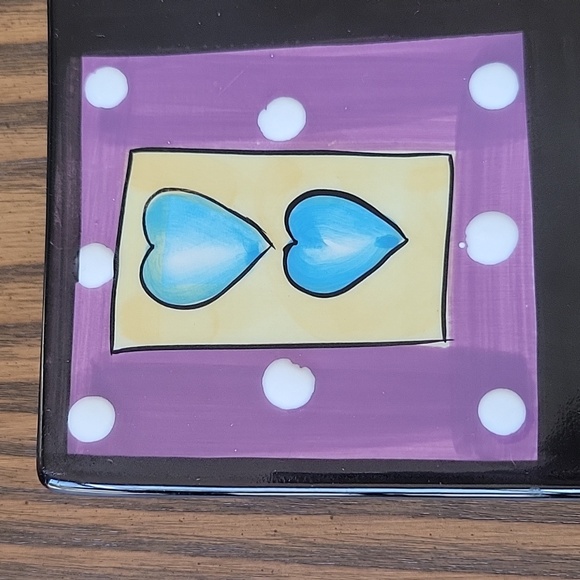 NAYLOR DESIGNS Hand Painted Hearts Valentine's Hanging Plate (9.75” x 9.75”) - Picture 3 of 10